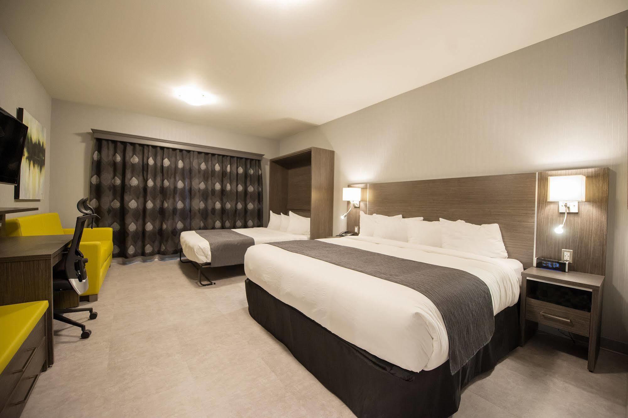 Hotel & Suites Le Dauphin Drummondville Zewnętrze zdjęcie